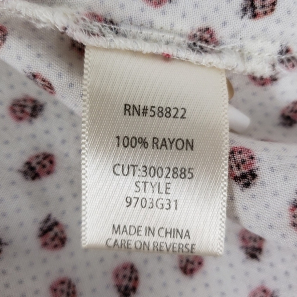 Max Studio Ladybug Top 🐞 - Picture 5 of 9